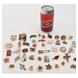 Lot d'épinglettes de collection, dont Disney,