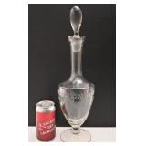 Carafe gravée, avec bouchon