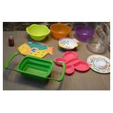 Lot de vaisselle en plastique et égouttoir