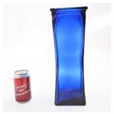 Vase en verre bleu cobalt, hauteur : 13.75''