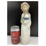 *Figurine en porcelaine Tengra de Valence,