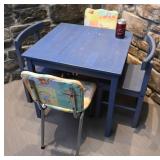*Table et 4 chaises, pour enfants