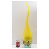 *Grand vase en verre soufflé, hauteur : 30''