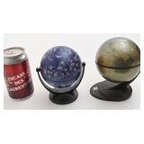 Globe terrestre et globe de constellations