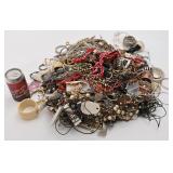 Lot de bijoux en vrac