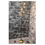 *Lampe de plancher avec abat-jour tulipes