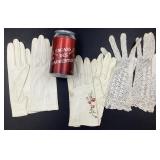 3 paires de gant pour femmes, antiques, dont