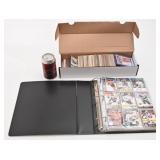 Lot de cartes de hockey, cartable et boîte