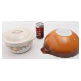 Plat Corelle, avec couvercle, et Pyrex Cinderella