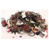 Lot de bijoux en vrac