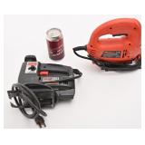 2 scies sauteuses, Skil et Black & Decker,