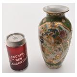 *Ancien vase asiatique
