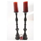Paire de chandeliers, hauteur : 22''