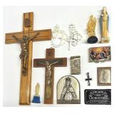 Lot religieux, dont pièces en métal non