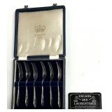 Coffret du couronnement de la Reine, 1953, avec