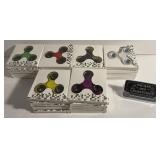 30 fidget spinners