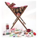 Panier à couture, vintage, et son contenu