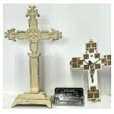 Crucifix avec les 14 stations de la Passion et