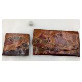 2 portefeuilles en cuir repoussé, homme et