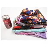Lot de foulards, dont plusieurs signés