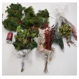 Lot de différents branchages de Noël, pour
