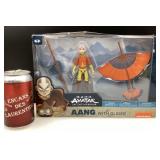 Figurine McFarlane Avatar, Aang with glider,