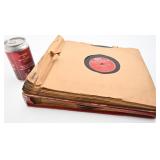 Lot de vinyles 78 tours / RPM, dans albums