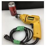 Perceuse électrique Dewalt, avec mandrin