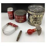 Lot d article antiques, dont ustensiles et