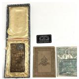2 anciens livres religieux, dont 1907, avec