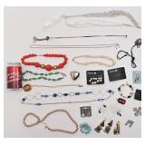 Lot de bijoux, dont NWT et Ardène