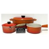 Pièces en fonte émaillée, dont 2 Le Creuset