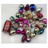 Lot d'anciennes boules de Noël, en verre, dont