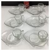 6 assiettes poissons, avec tasses