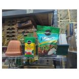 Miracle-Gro plant food perterlite various flower