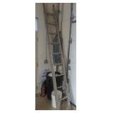 Aluminum extension ladder