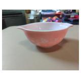 Pyrex Cinderella Gooseberry Pink bowl 7.5'