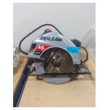 Skilsaw 2 and 1/2 horsepower 13 amp circular saw
