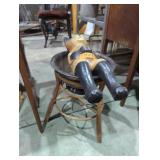 Kitty cat shelf sitter plant stand