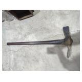 Lawn Gordon pickaxe