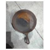 Cast iron skillet lodge 9 base 10 1/2 top side