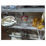 Lot of various glassware