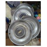 1970s Chevrolet Caprice? hubcaps