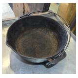 Cast iron pan made in USA 10' top 8' base 4' deep