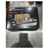 Lego Architecture Buckingham Palace in box opened