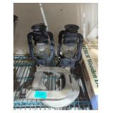 Two kerosene lanterns and set of 4 regent