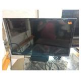 Emerson 32' TV with remote
