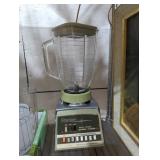 Osterizer vintage blender avocado green