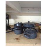 Lot of modern 6 granite wear skillets pots