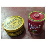 Lot of two vintage advertising tins velvet